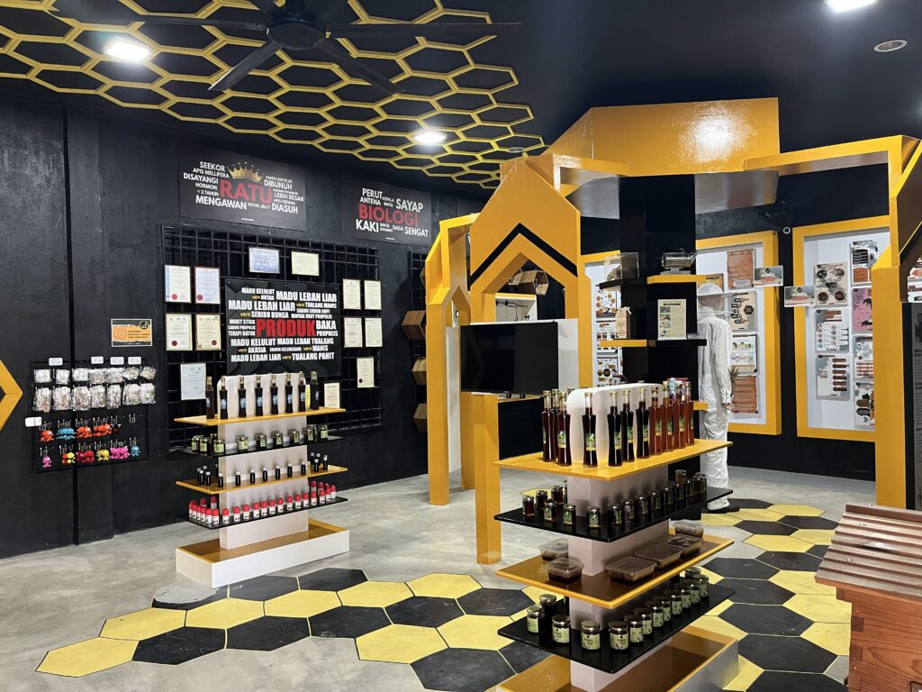 Galeri Big Bee Honey